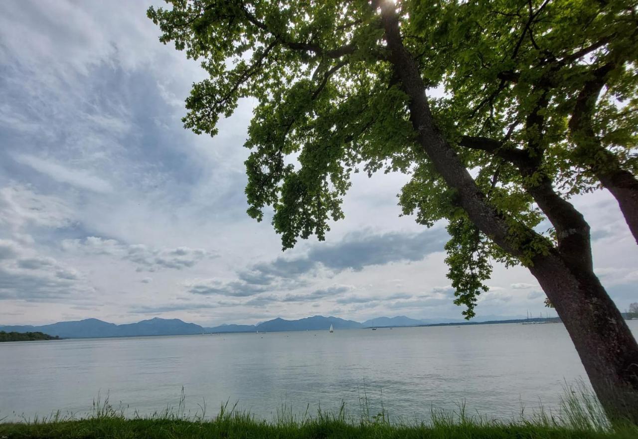 Chiemsee /Seeblick/ Netflix Seeon-Seebruck Kültér fotó